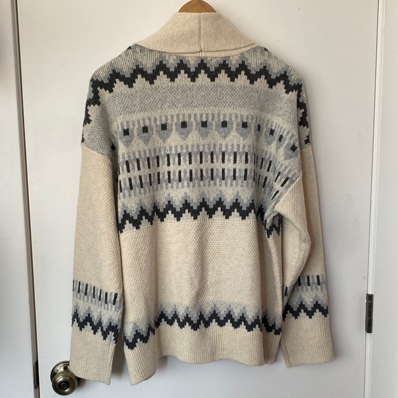 FRYE Cream Geometric Cardigan NWT! - Picture 7 of 8